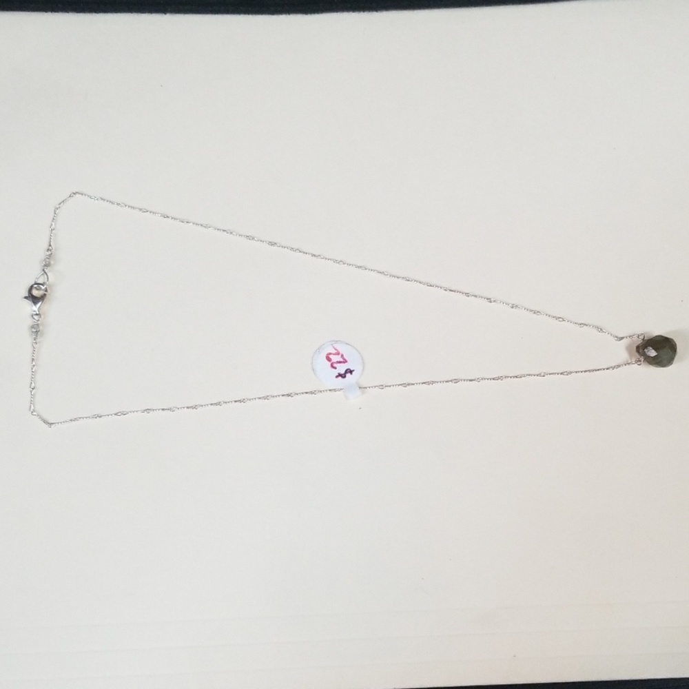 Dainty necklace